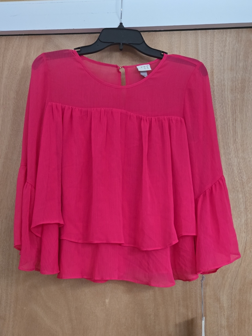 a•n•d e a w y Women's Pink Tiered Blouse